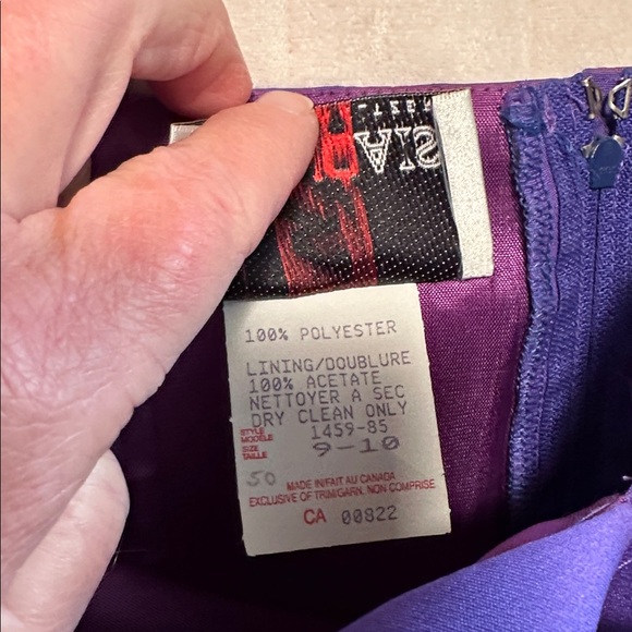 Vintage Designer Elegant and Dramatic Purple Dress - Picture 4 of 6